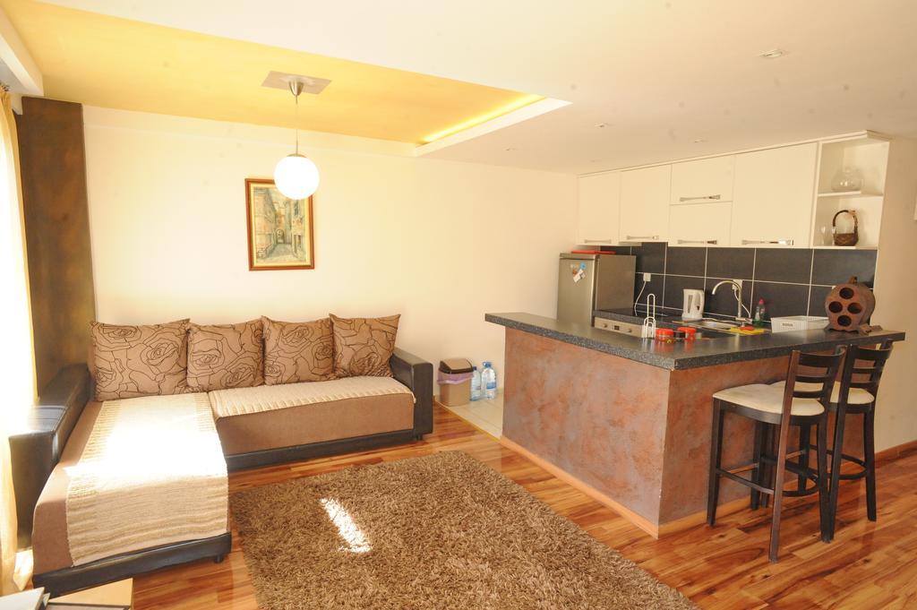 J & P Apartments Cattaro Camera foto