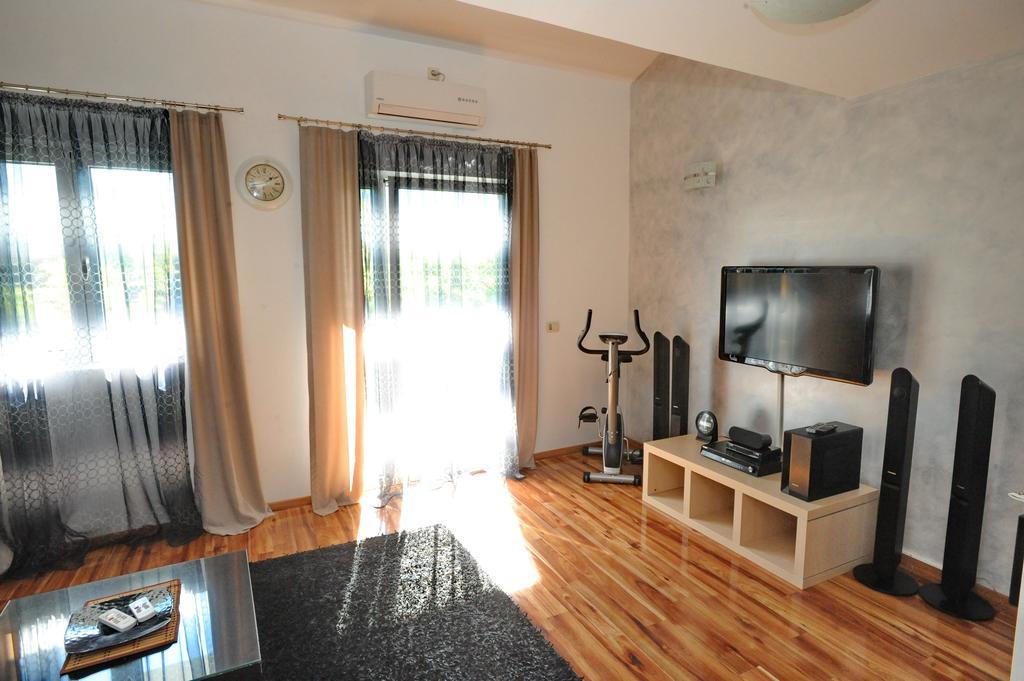 J & P Apartments Cattaro Camera foto